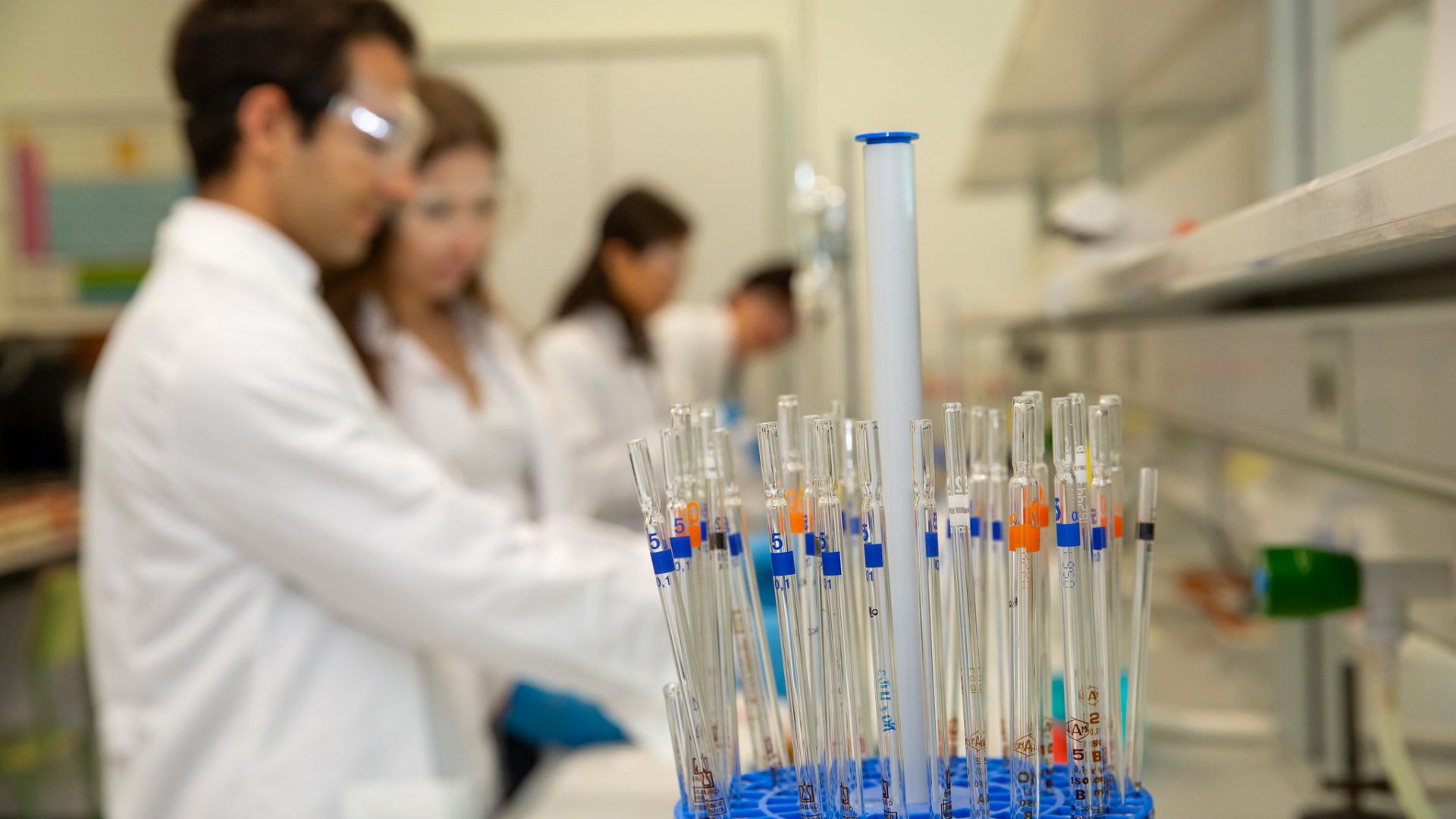  De la invisibilidad a la transformación: La UNED impulsa el cambio en ciencia y humanidades con perspectiva de género