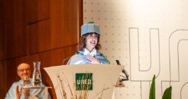 Irene Vallejo, durante su discurso