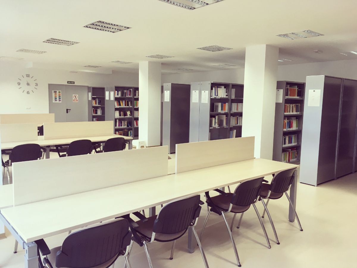 biblioteca-uned
