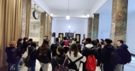 Alumnos de Administración y Gestión visitando nuestro Centro.
