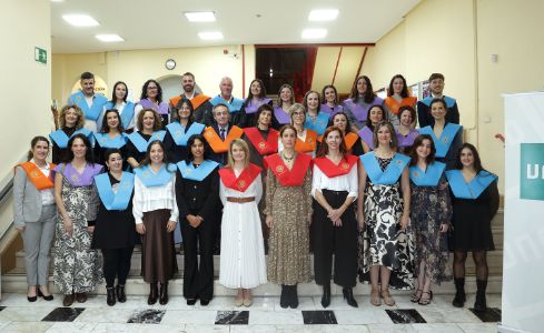 Foto de grupo de egresados