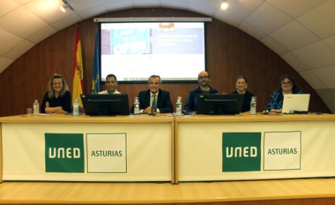Emma Barrio, Jacobo Fdz. Rañón, Juan Carlos Menéndez Mato, Rubén Fdez Arango, Sheila Martín Camporro y Carlota Loureiro