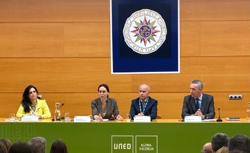 Reunió de directors UNED amb la visita de la ministra de Ciència, Innovació i Universitats