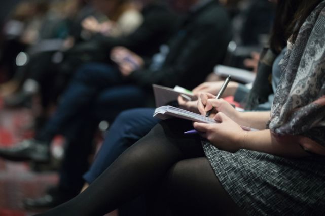 ABIERTO EL PLAZO DE MATRICULACIÓN PARA LA XXXIX EDICIÓN DE LOS CURSOS DE  PRÁCTICA JURÍDICA