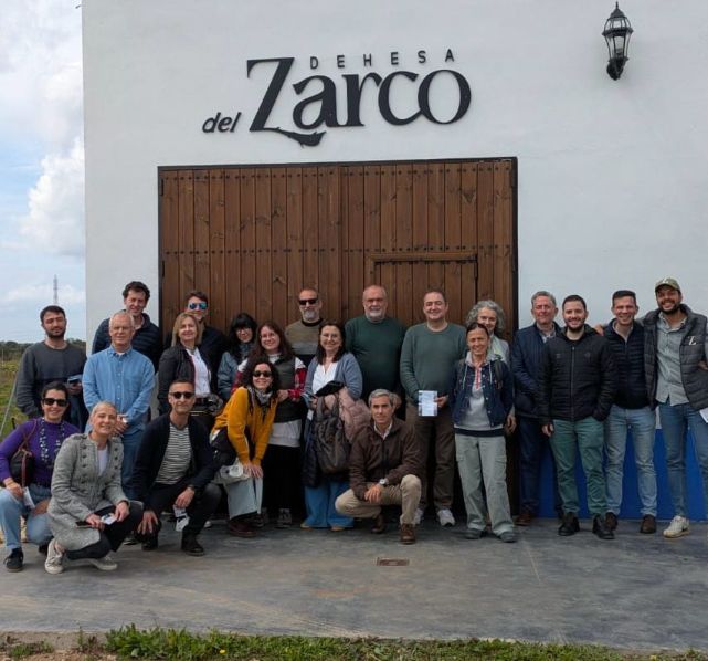 VISITA A LA BODEGA LA “DEHESA DEL ZARCO”