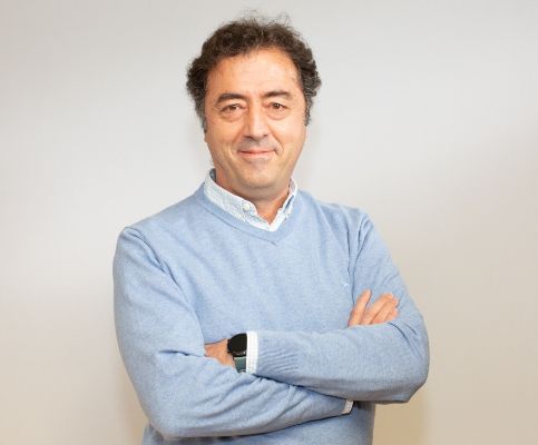 LUIS AYALA CAÑON LUIS AYALA CAÑON - DIR. DPTO. ECONOMÍA APLICADA Y GESTIÓN PÚBLICA