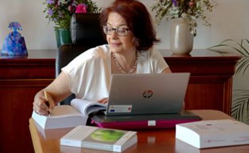 Entrevista a Ana María Galdeano en La Ley