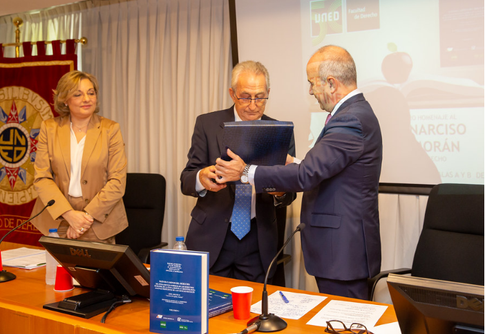 Protocolo de Colaboración entre la UNED y el Colexio da Avogacía de Ourense