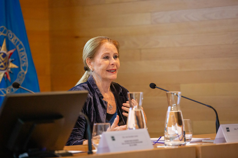 Teresa San Segundo Manuel durante su conferencia