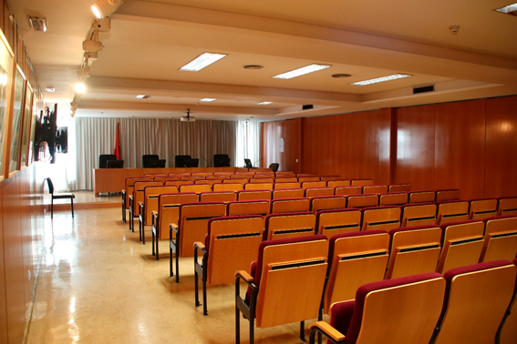 Sala de Conferencias A - Facultad de Derecho